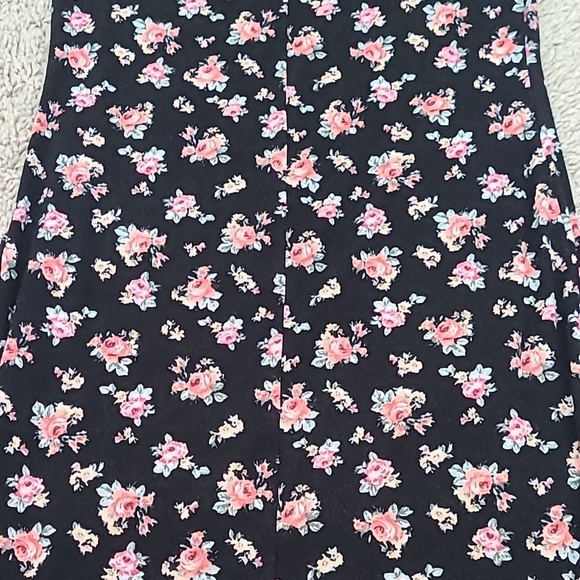 Forever 21 Pink and Black Floral Bodycon Mini Dress - Picture 13 of 13
